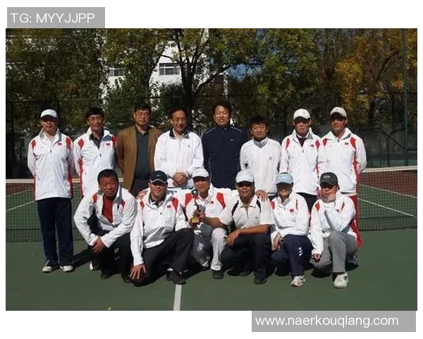 南京网球队荣登全国网球战术排行榜第三名的背后故事与精彩瞬间